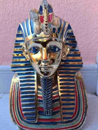 PHARAOHS logo